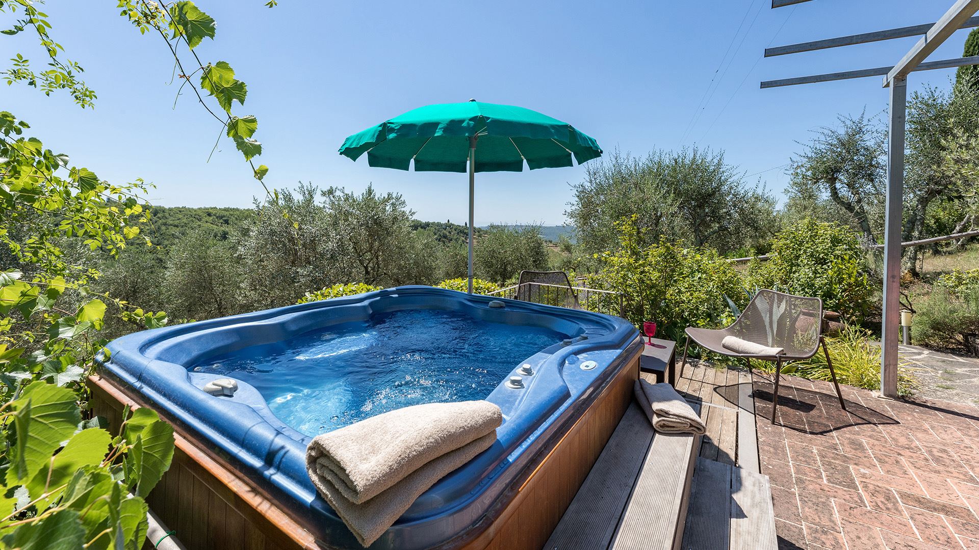 Tuscany Villa La Vigna - Montebuoni - Rental in Lecchi in Chianti - Gaiole  in Chianti - Siena and Chianti - Tuscany